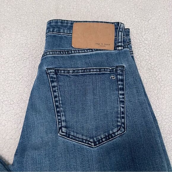Rag & Bone Midrise Button Fly Boyfriend Jeans Size 26 - Picture 2 of 10